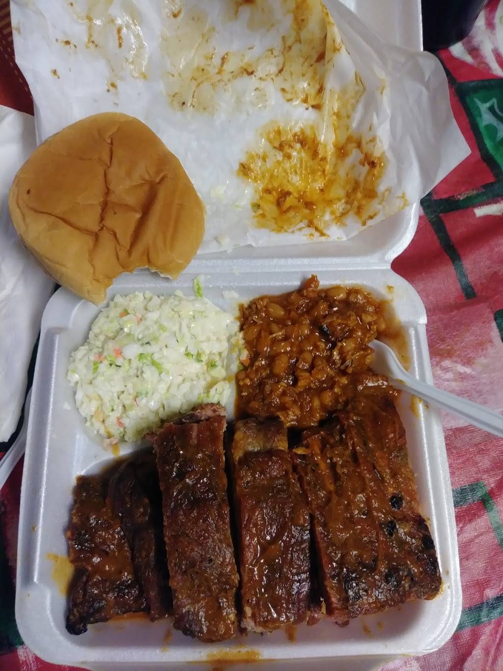 Old Plantation Barbecue | restaurant | 1515 Dodson Ave, Chattanooga, TN 37406, USA | 4236248105 OR +1 423-624-8105