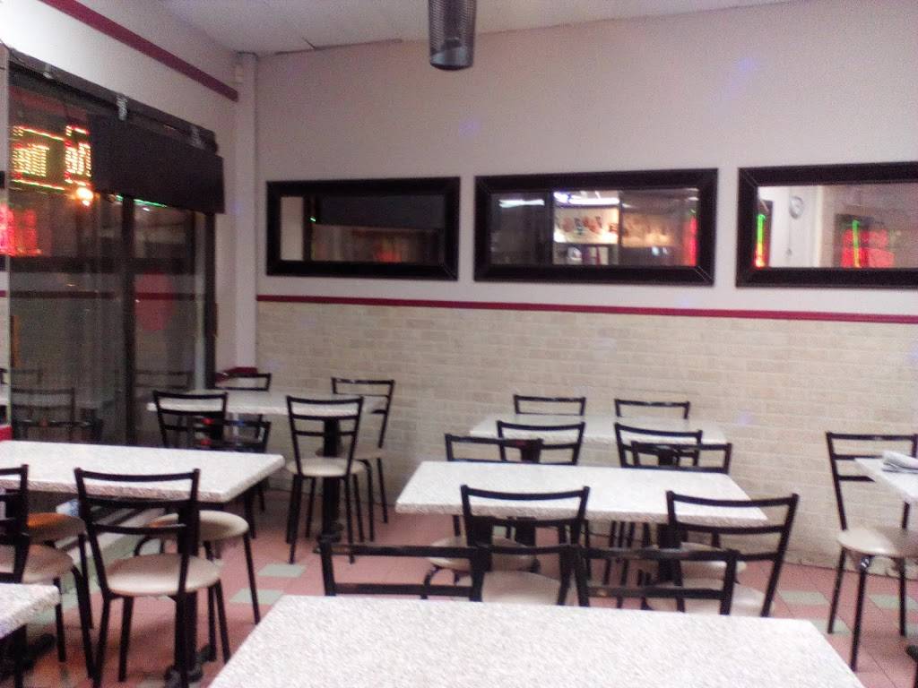 Pizza Madona | restaurant | 2002 Rue Frontenac, Montréal, QC H2K 1W5, Canada | 5145287000 OR +1 514-528-7000