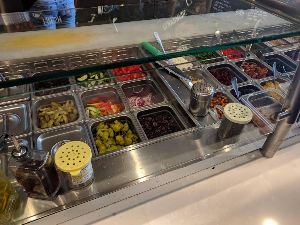 Michelines Pita House | La Jolla | restaurant | 4150 Regents Park Row Suite #120, La Jolla, CA 92037, USA | 8584126274 OR +1 858-412-6274