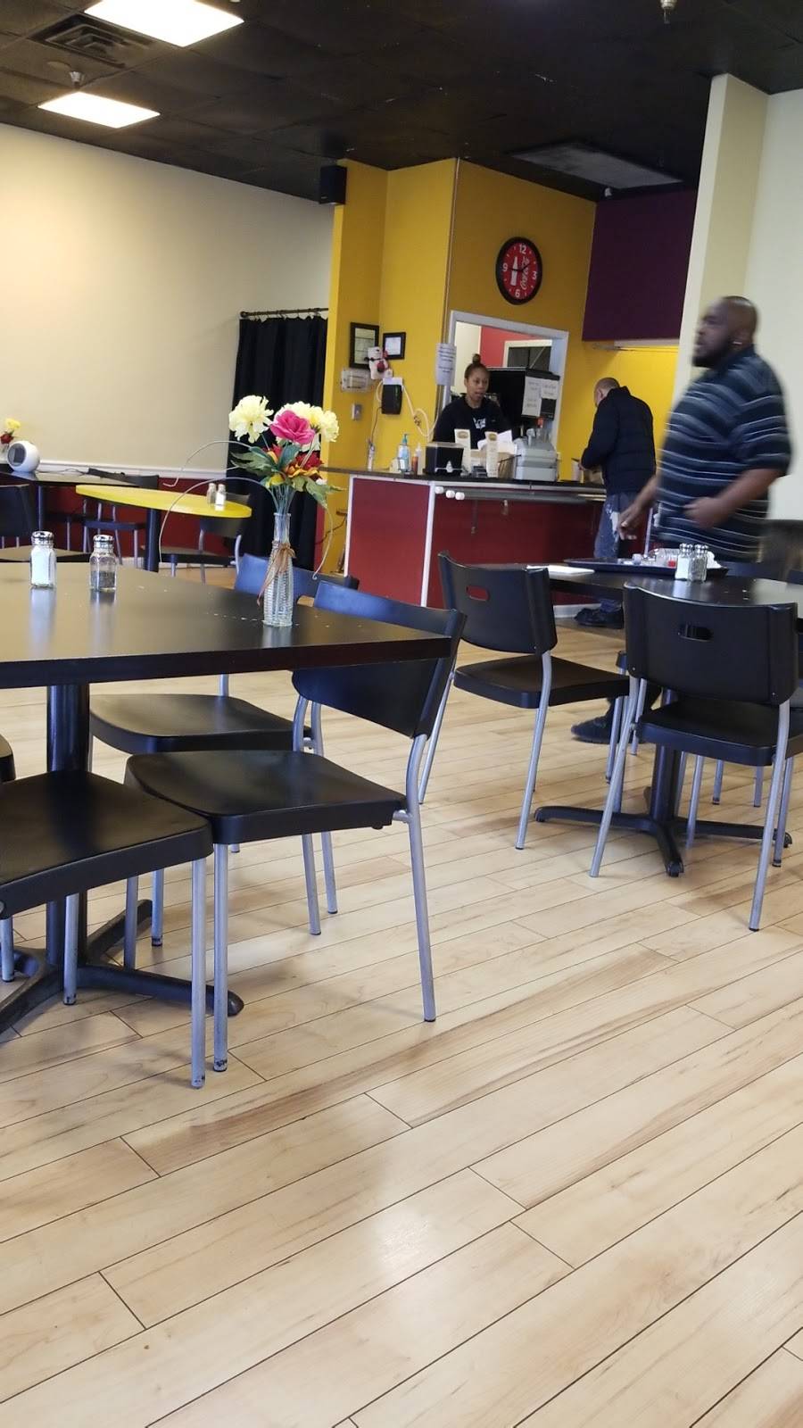 Moniques Home Style Cooking | restaurant | 451 Ponder Pl, Nashville, TN 37228, USA | 6152283499 OR +1 615-228-3499