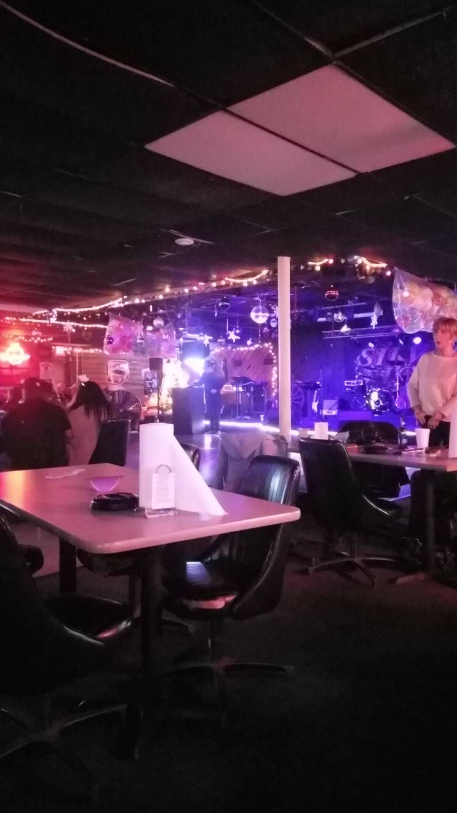 Wild Country Saloon & Nightlife | restaurant | 1638 Piedmont Hwy, Piedmont, SC 29673, USA | 8642774166 OR +1 864-277-4166