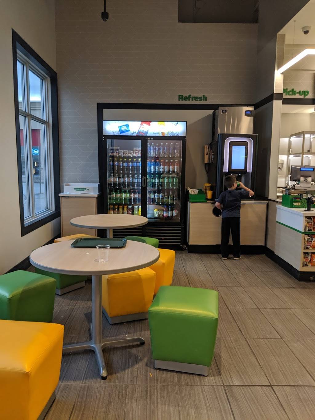 Subway | restaurant | 4434 Innes Rd RioCan Orleans Shopping Centre, Unit #1, Ottawa, ON K4A 4C5, Canada | 6138413782 OR +1 613-841-3782