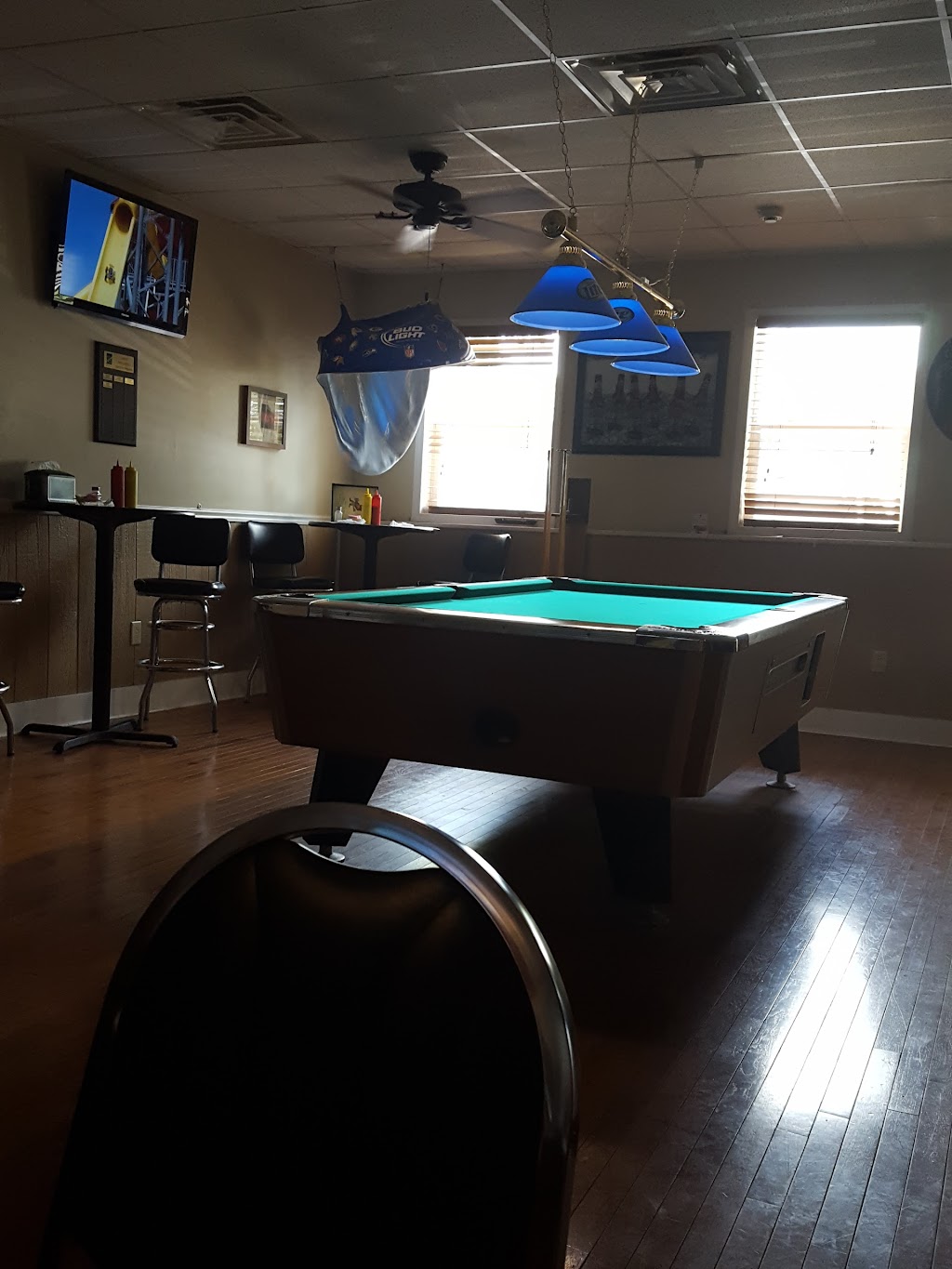 OSheas | restaurant | 339 Cedar St, Quincy, IL 62301, USA | 2172227392 OR +1 217-222-7392