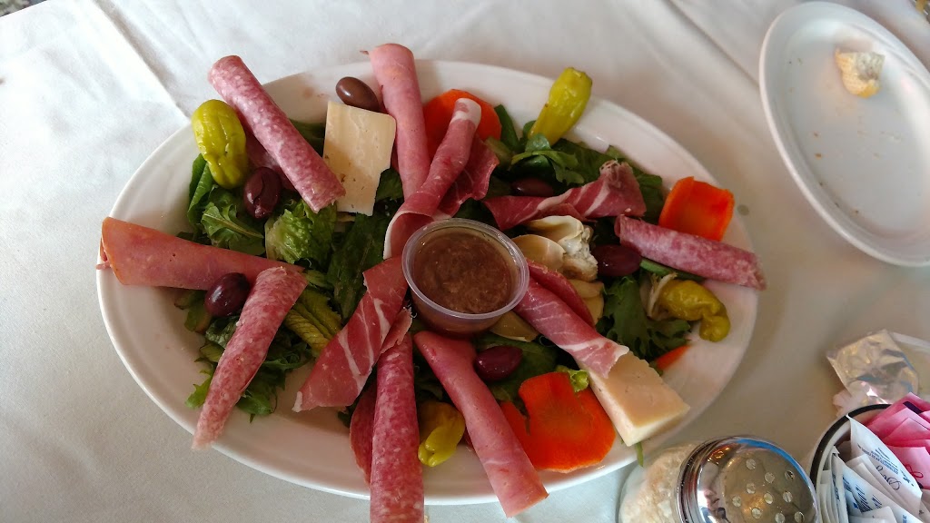 Lombardozzis Restaurant | restaurant | 4786 Liberty Ave, Pittsburgh, PA 15224, USA | 4126825785 OR +1 412-682-5785