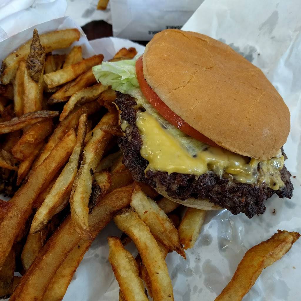 Redhot Ranch | restaurant | 3057 N Ashland Ave, Chicago, IL 60657, USA | 7736619377 OR +1 773-661-9377