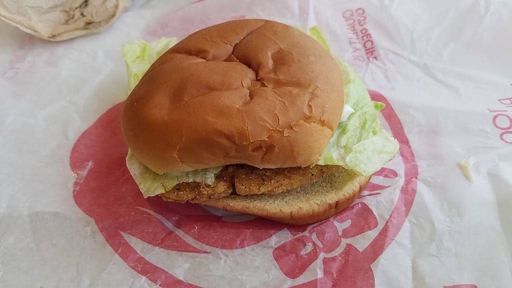 Wendys | restaurant | 495 N Kinzie Ave, Bradley, IL 60915, USA | 8159329102 OR +1 815-932-9102