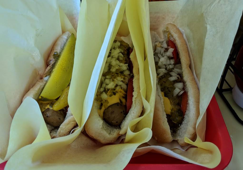 Pampered Pup | restaurant | 1401 Park St, Alameda, CA 94501, USA | 5105212321 OR +1 510-521-2321