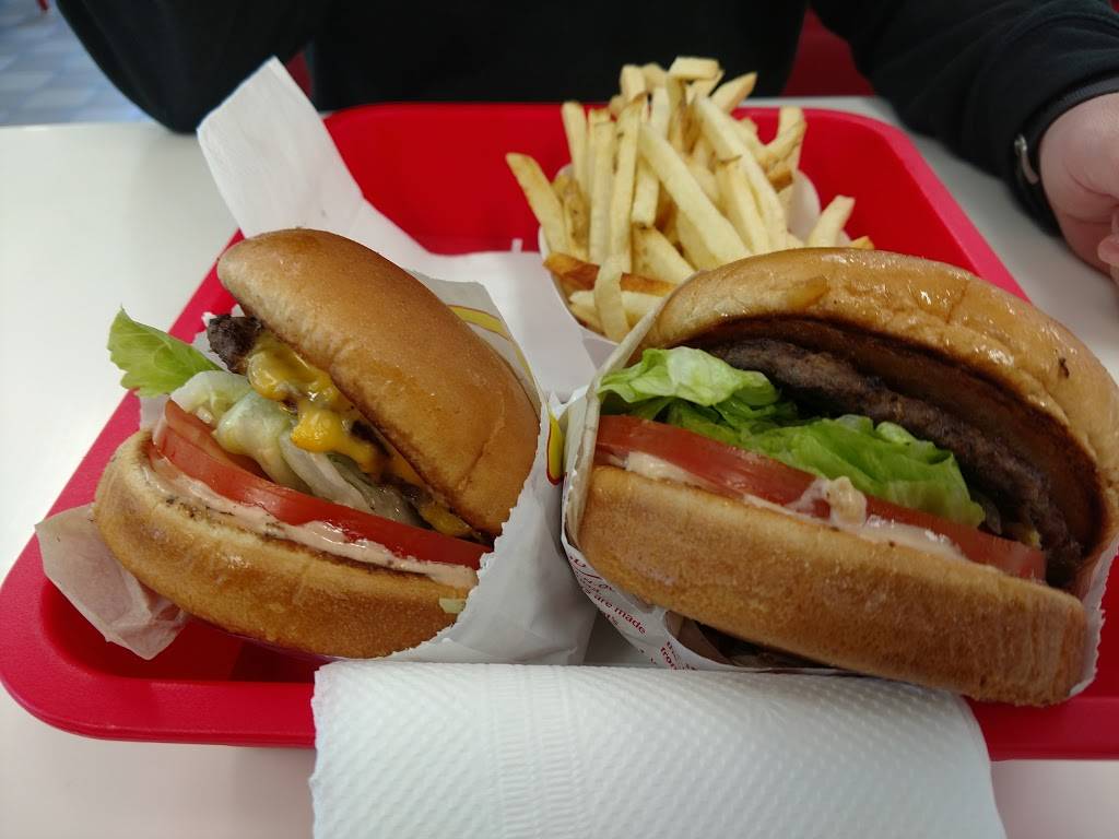 In-N-Out Burger | restaurant | 604 E El Camino Real, Sunnyvale, CA 94087, USA | 8007861000 OR +1 800-786-1000