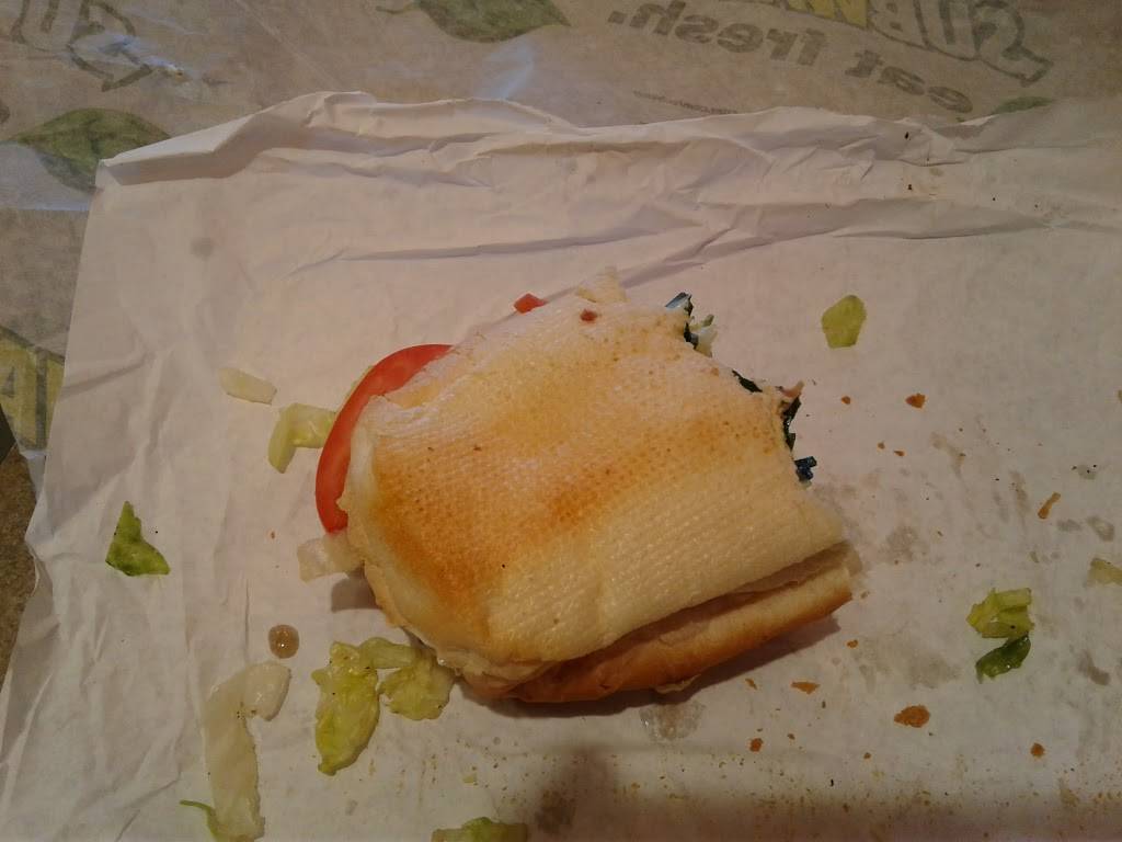 Subway | restaurant | 4984 Turney Rd, Garfield Heights, OH 44125, USA | 2163413110 OR +1 216-341-3110