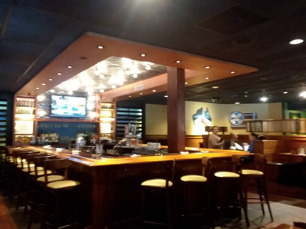 Outback Steakhouse | restaurant | 3690 E Bay Dr, Largo, FL 33771, USA | 7275389499 OR +1 727-538-9499