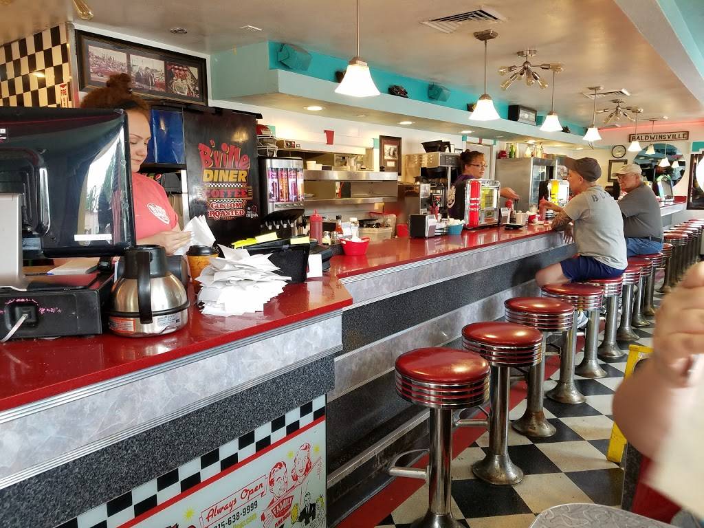 BVille Diner | restaurant | 18 E Genesee St, Baldwinsville, NY 13027, USA | 3156353180 OR +1 315-635-3180