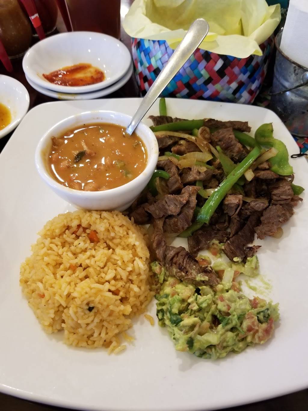 Vida Mia | restaurant | 19141 Stone Oak Pkwy #803, San Antonio, TX 78258, USA | 2104902011 OR +1 210-490-2011