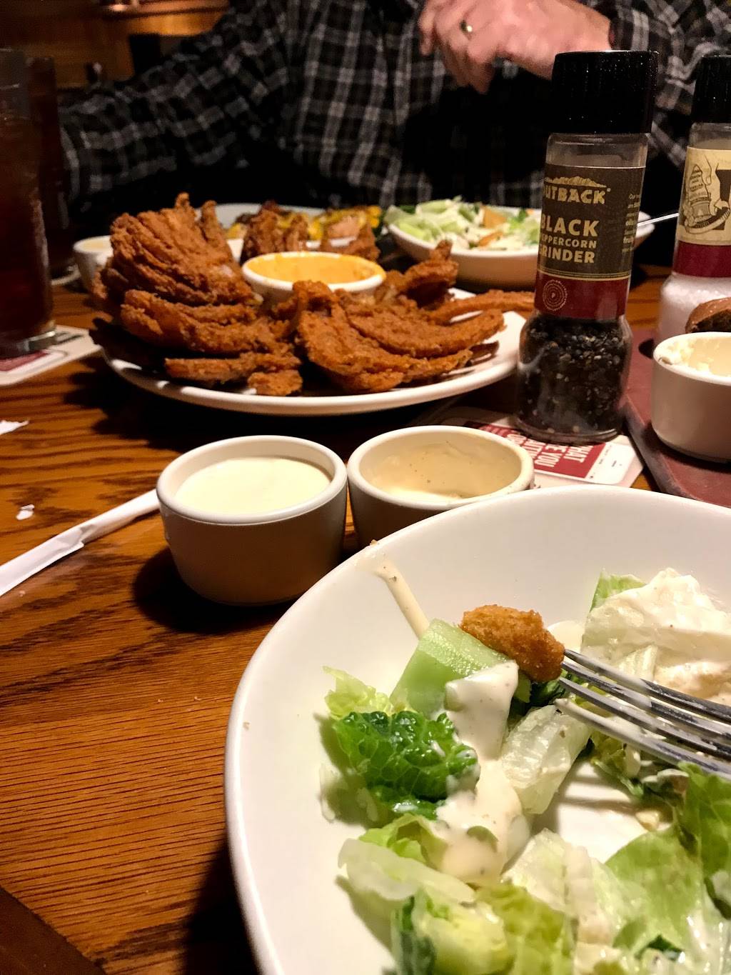 Outback Steakhouse | restaurant | 5231 US-280, Birmingham, AL 35242, USA | 2059914418 OR +1 205-991-4418
