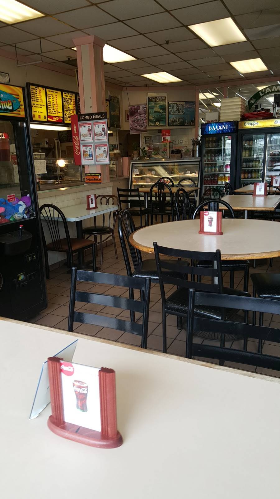 Lamici Pizza & Pasta | restaurant | 16053 Rockaway Blvd, Jamaica, NY 11434, USA | 7189786300 OR +1 718-978-6300