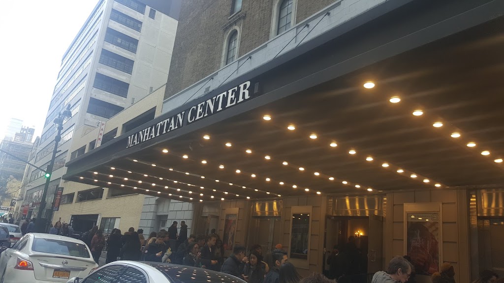 Five Guys | meal takeaway | 316 W 34th St, New York, NY 10036, USA | 2125646115 OR +1 212-564-6115