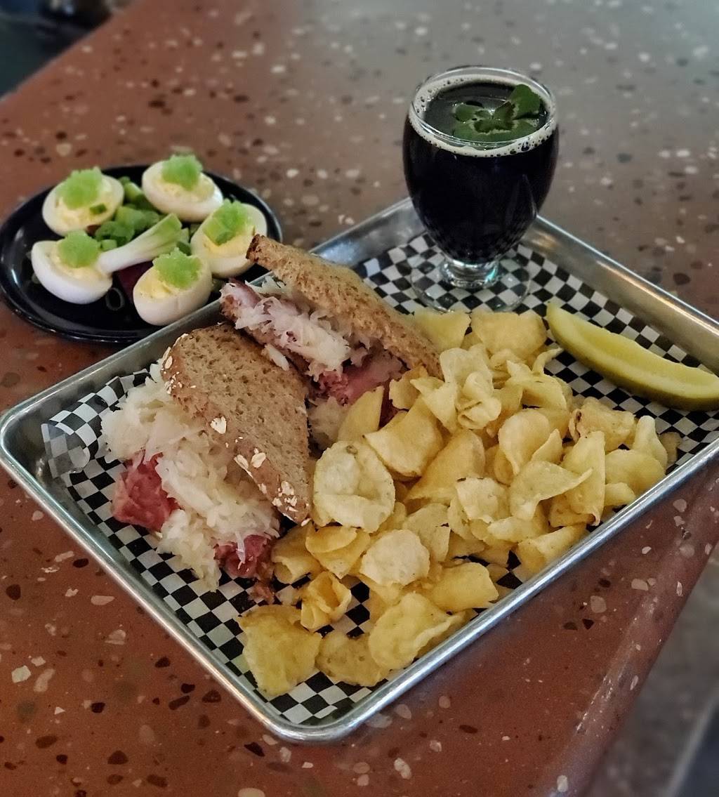 Eternity Brewing Company | restaurant | 4060 E Grand River Ave, Howell, MI 48843, USA | 5172954904 OR +1 517-295-4904