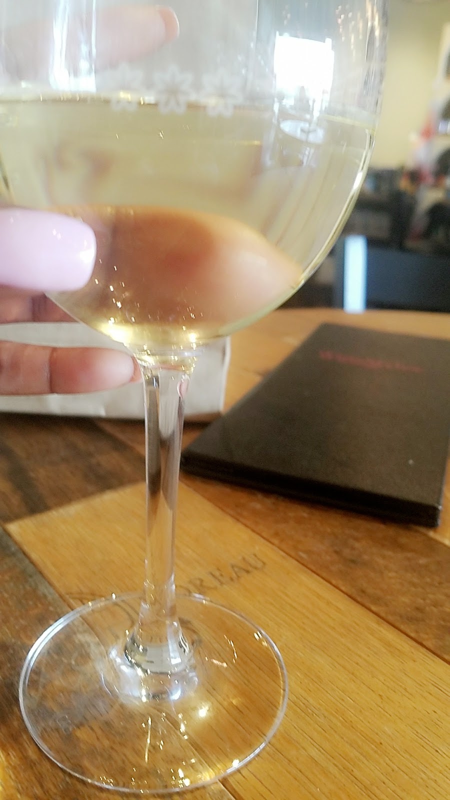 WineStyles South Riding | restaurant | 25031 Riding Plz #110, Chantilly, VA 20152, USA | 7033279463 OR +1 703-327-9463