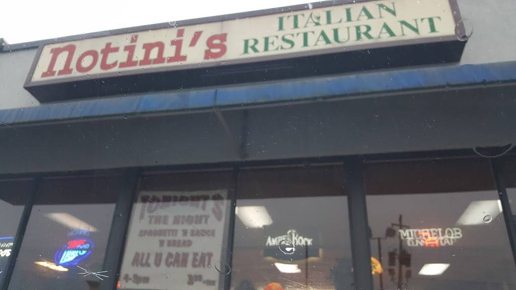 Notinis Restaurant | restaurant | 2013 Airline Dr, Bossier City, LA 71111, USA | 3187426660 OR +1 318-742-6660
