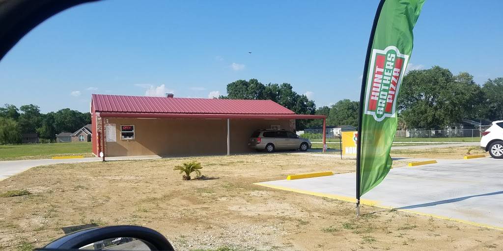 Aubes Red Barn | restaurant | 1902 W Summers Dr, Abbeville, LA 70510, USA | 3378927033 OR +1 337-892-7033