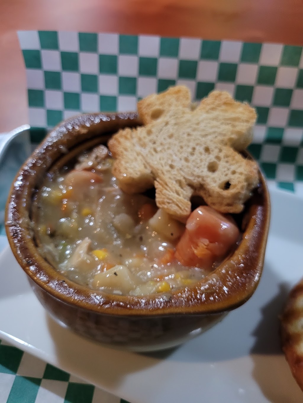 Stephies Pub & Irish Eatery | restaurant | 1061 W Orange Blossom Trail, Apopka, FL 32712, USA | 4077038195 OR +1 407-703-8195