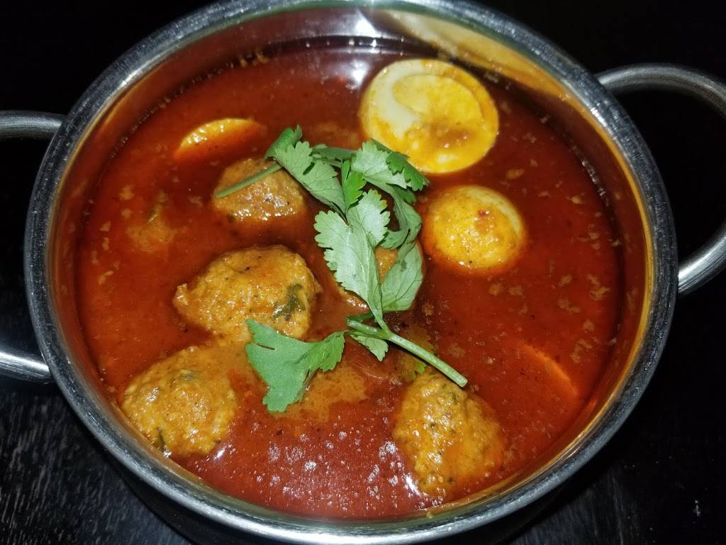 The Clay Oven Food Truck | restaurant | 31 Topflight Dr, Mississauga, ON L5S 1Y1, Canada | 6472950805 OR +1 647-295-0805