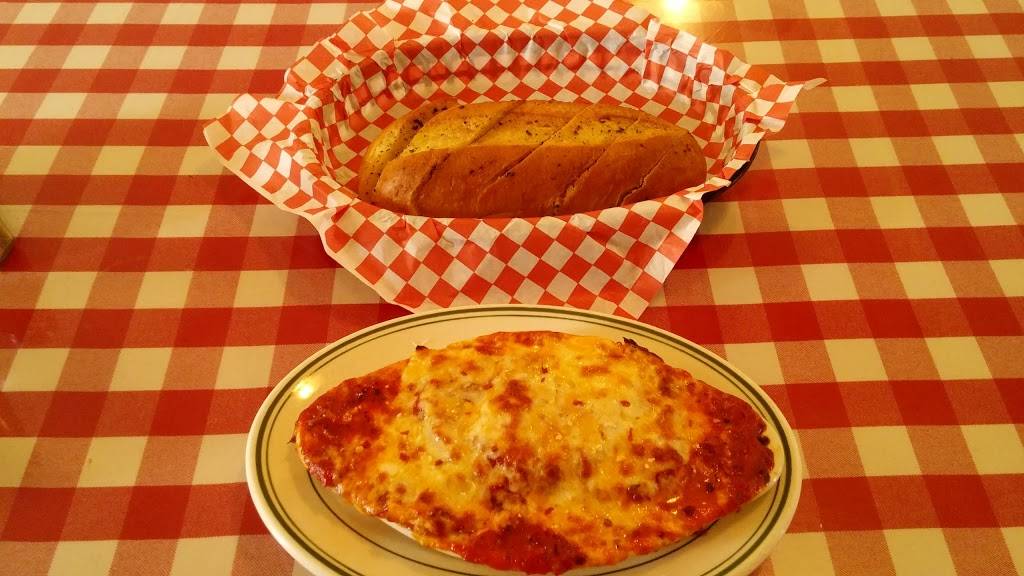 Guys Italian Restaurant | restaurant | 5970 W Ramsey St, Banning, CA 92220, USA | 9518459095 OR +1 951-845-9095