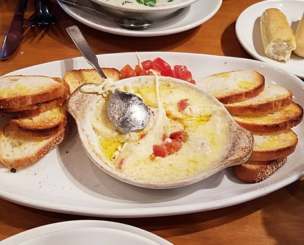 Olive Garden Italian Restaurant | meal takeaway | 6410 Grape Rd, Mishawaka, IN 46545, USA | 5742776503 OR +1 574-277-6503