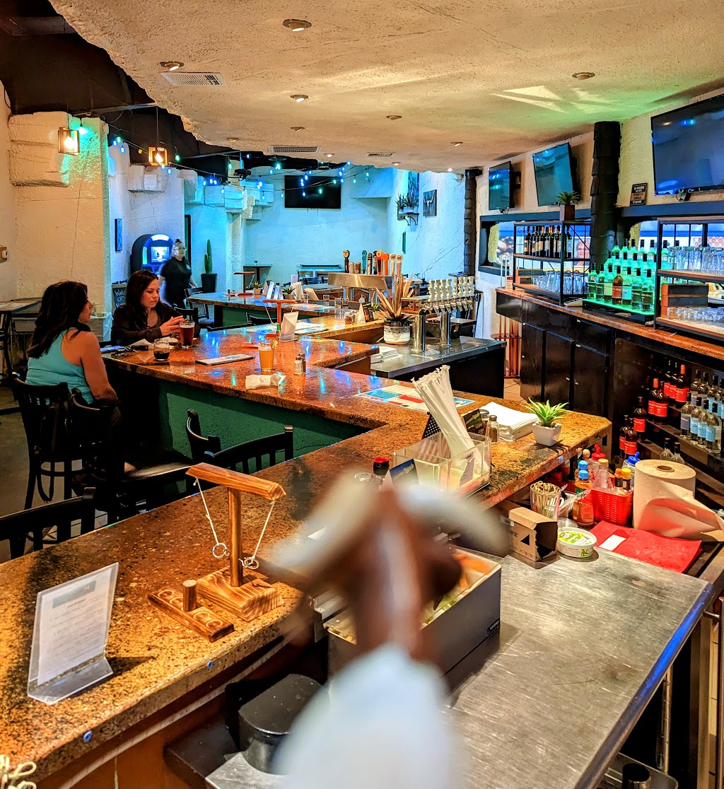 Sidekixx | restaurant | 820 Cedar St, Truth or Consequences, NM 87901, USA | 5758947467 OR +1 575-894-7467