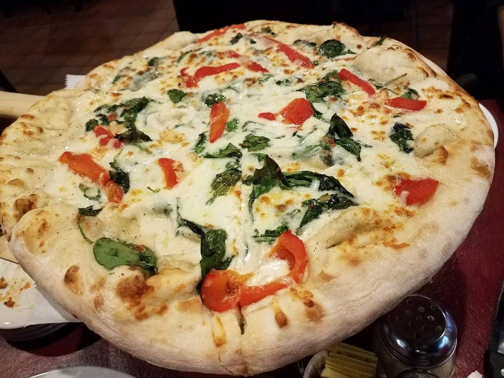 Capellinis Restaurant | restaurant | 896 Main St, Tewksbury, MA 01876, USA | 9788517271 OR +1 978-851-7271