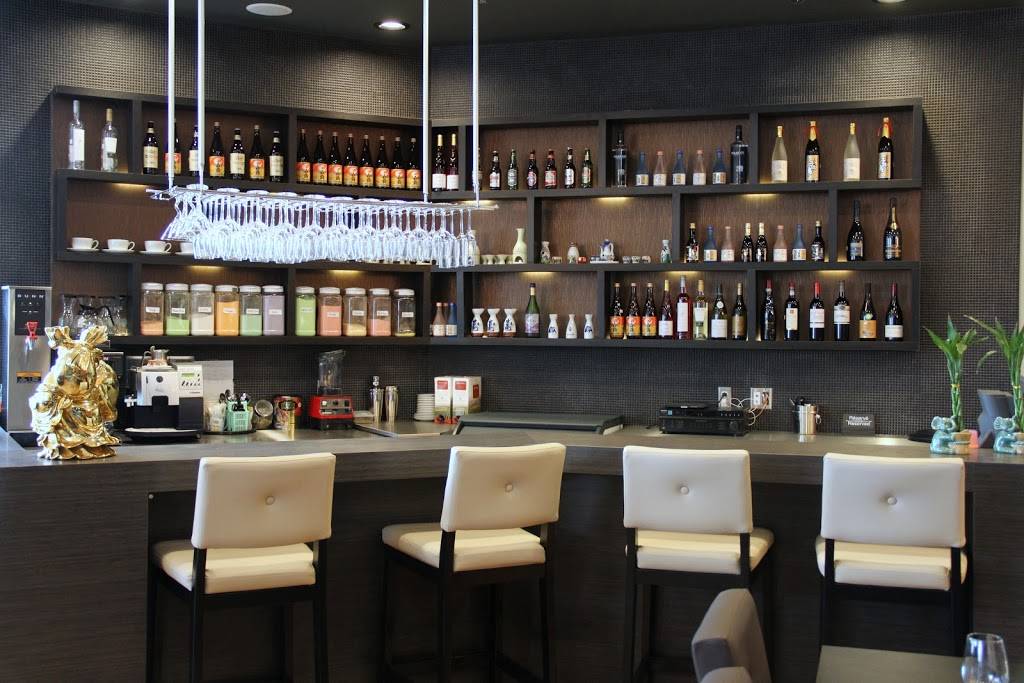 Masako Plus Sushi | restaurant | 600 Rue Pierre-Caisse, Saint-Jean-sur-Richelieu, QC J3A 1M1, Canada | 4503593238 OR +1 450-359-3238