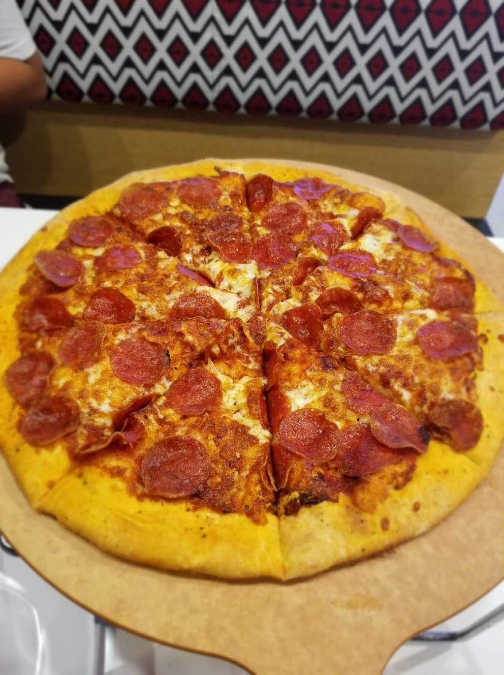 Pizza Hut | restaurant | Blvd. Agua Caliente 17110, Aviacion, 22014 Tijuana, B.C., Mexico | 016611189698 OR +52 661 118 9698