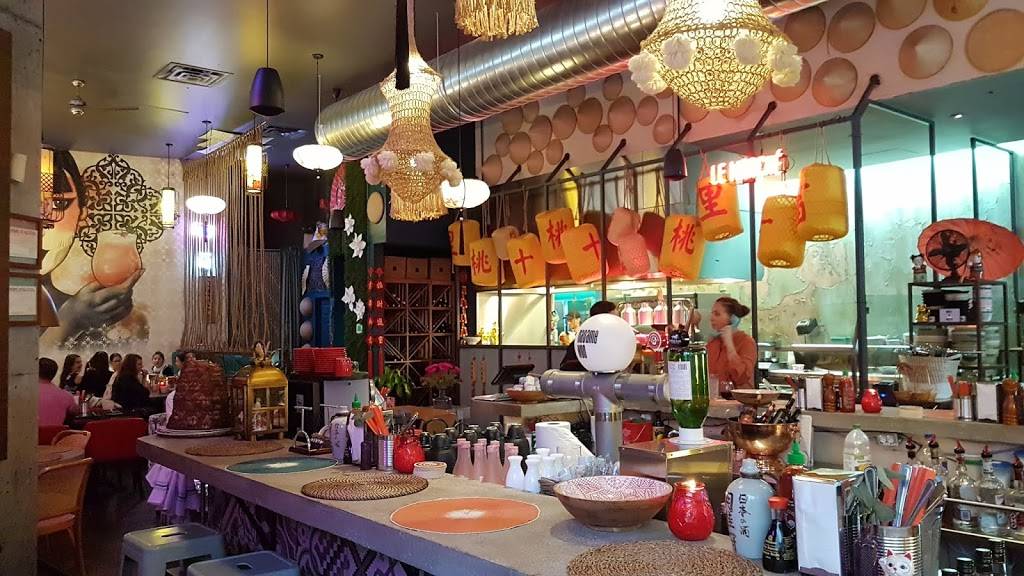 Madame Woo | restaurant | 295 Rue des Forges, Trois-Rivières, QC G9A 2G9, Canada | 8198415159 OR +1 819-841-5159