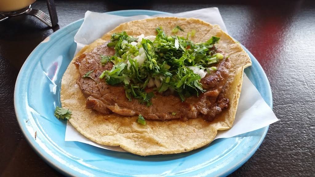 Maize Mexican Grill | restaurant | 60 E Green St, Champaign, IL 61820, USA | 2173556400 OR +1 217-355-6400