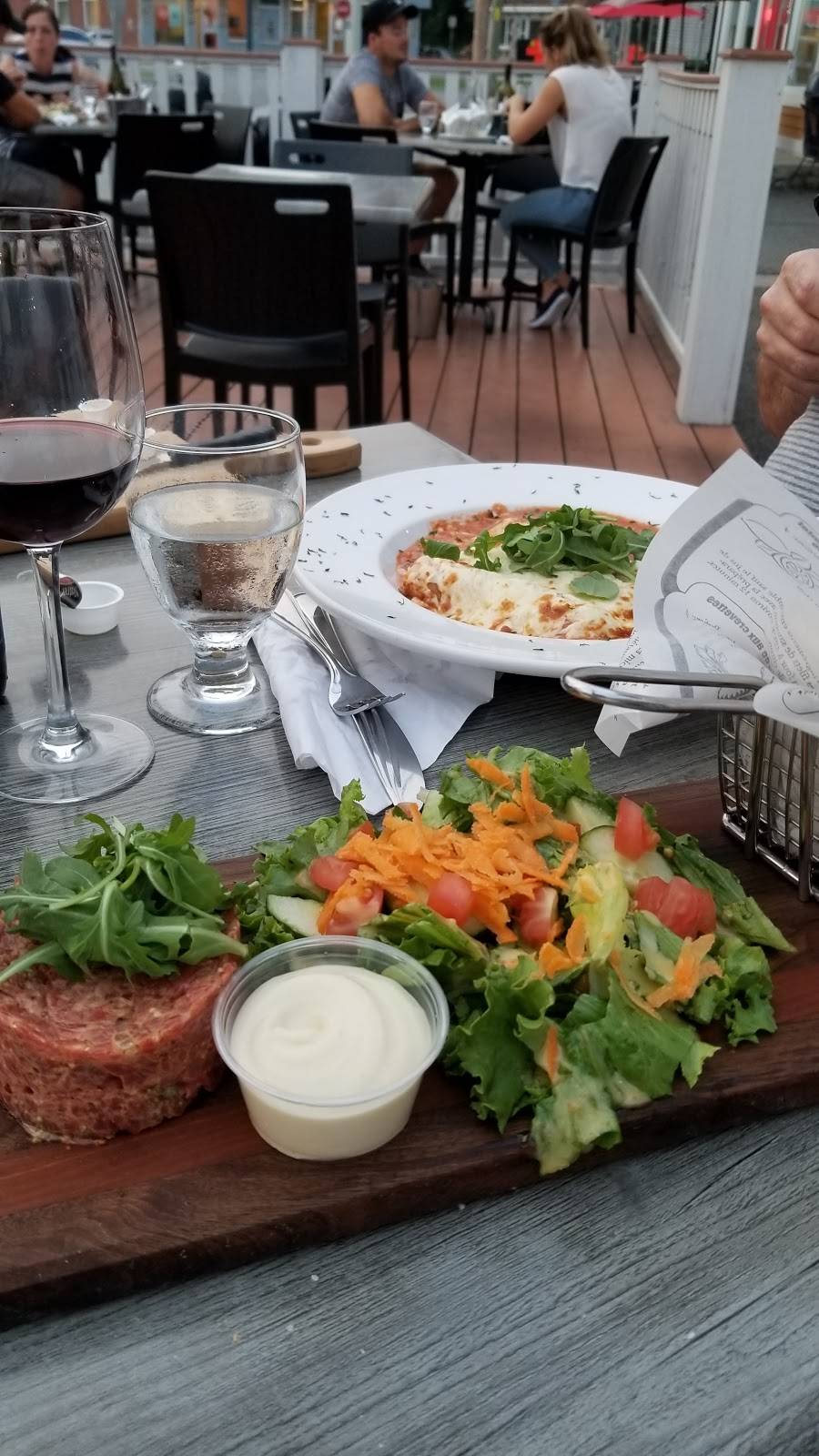 LIntermède Du Lac Restaurant | restaurant | 316 Rue Laurier, Disraeli, QC G0N 1E0, Canada | 4184491766 OR +1 418-449-1766