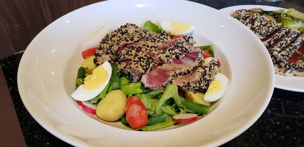 College Park Grill | restaurant | 8321 Baltimore Ave suite b, College Park, MD 20740, USA | 3014744745 OR +1 301-474-4745