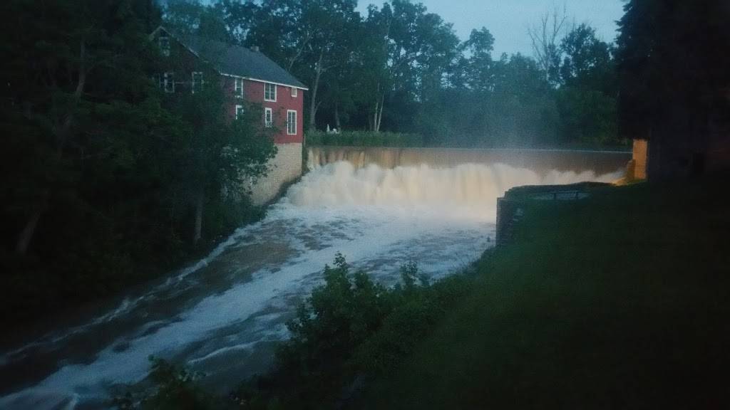 Cosmos Restaurant | restaurant | 7 W Main St, Honeoye Falls, NY 14472, USA | 5856243915 OR +1 585-624-3915