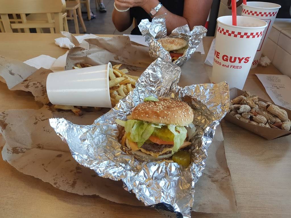 Five Guys | meal takeaway | 6783 Manatee Ave W, Bradenton, FL 34209, USA | 9417943700 OR +1 941-794-3700