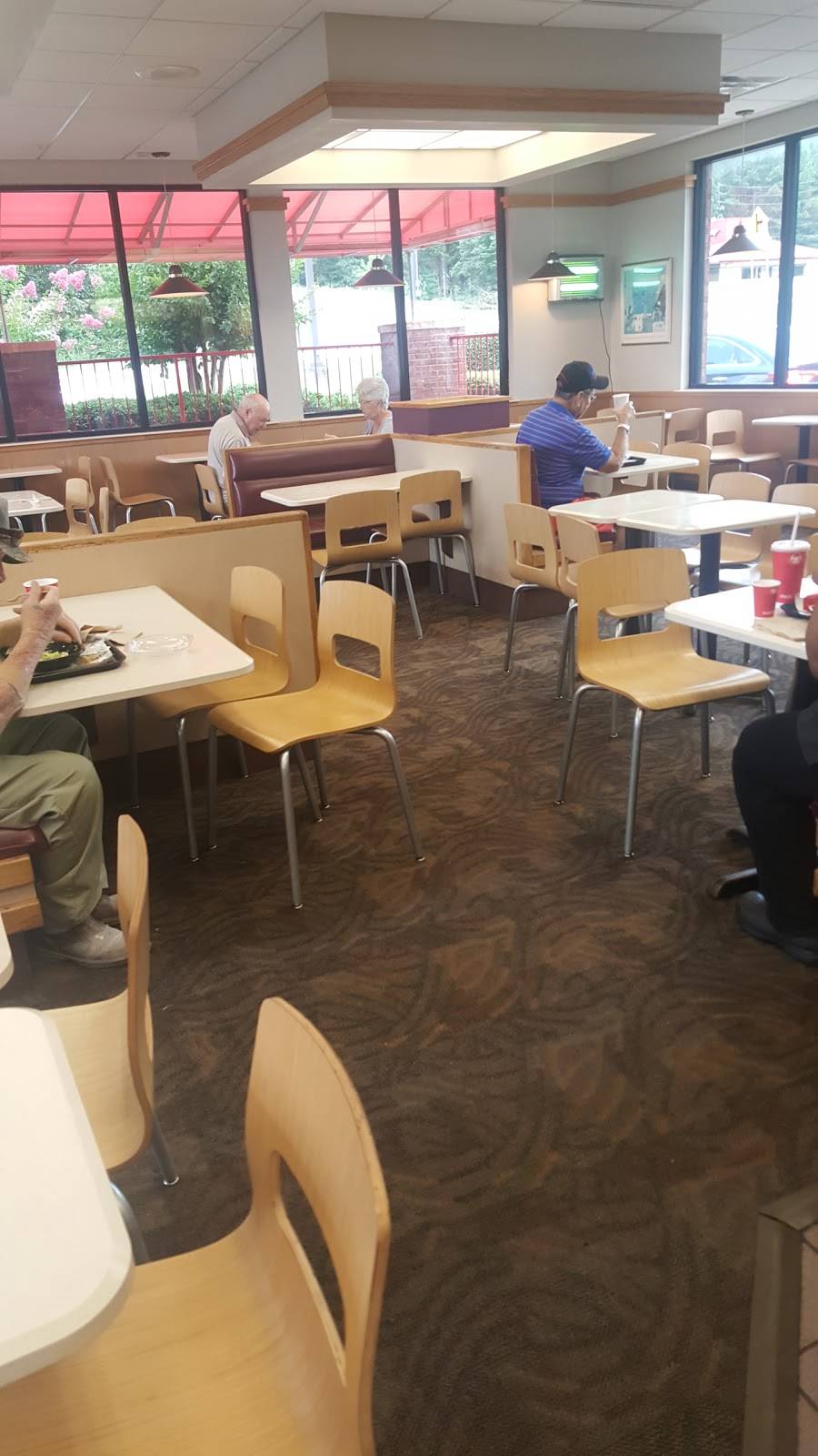 Wendys | restaurant | 2261 S Main St, Greensboro, GA 30642, USA | 7064539349 OR +1 706-453-9349