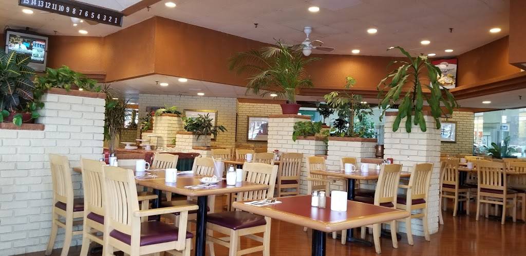 Golden Griddle | restaurant | 400 Bayfield St, Barrie, ON L4M 5A1, Canada | 7057261828 OR +1 705-726-1828