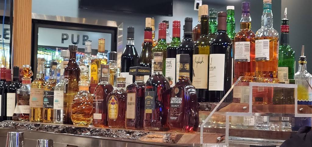 Gun Lake Pub | restaurant | 2688 Patterson Rd, Wayland, MI 49348, USA | 2697920100 OR +1 269-792-0100