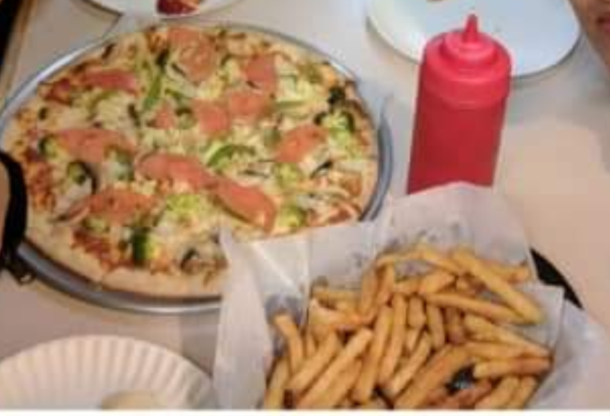 Tara Restaurant Pizza & More | restaurant | 288 Moody St, Waltham, MA 02453, USA | 7816470355 OR +1 781-647-0355