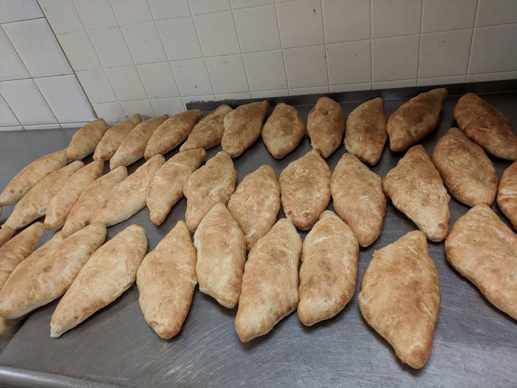 Royal Pizza & Wings | restaurant | Battlefield Square, 826 Queenston Rd, Stoney Creek, ON L8G 4A8, Canada | 9056648585 OR +1 905-664-8585