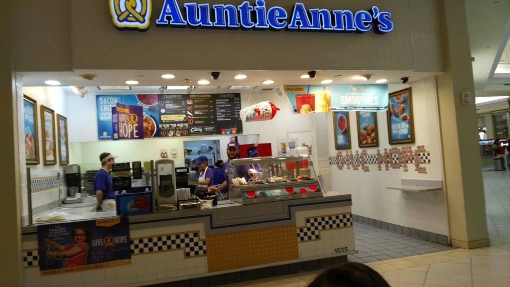 Auntie Annes | restaurant | 4125 Cleveland Ave Unit 57, Fort Myers, FL 33901, USA | 2392756333 OR +1 239-275-6333