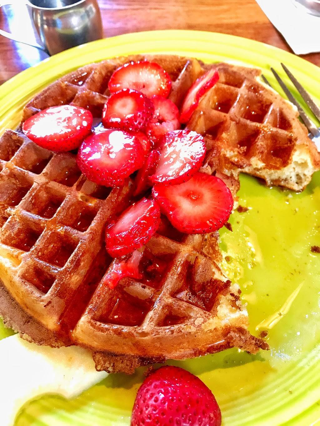 Corner Kitchen | restaurant | 3 Boston Way, Asheville, NC 28803, USA | 8282742439 OR +1 828-274-2439