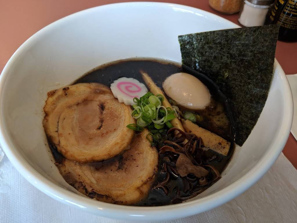 Eros Asian Eatery | restaurant | 2270 Wyandotte St W, Windsor, ON N9B 1K2, Canada | 5199771104 OR +1 519-977-1104