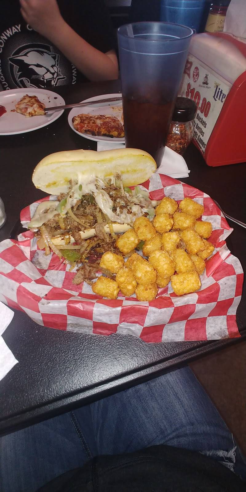 Hideout Pizzaria | restaurant | 5620 Barrett Ln, Louisville, KY 40272, USA | 5027423145 OR +1 502-742-3145