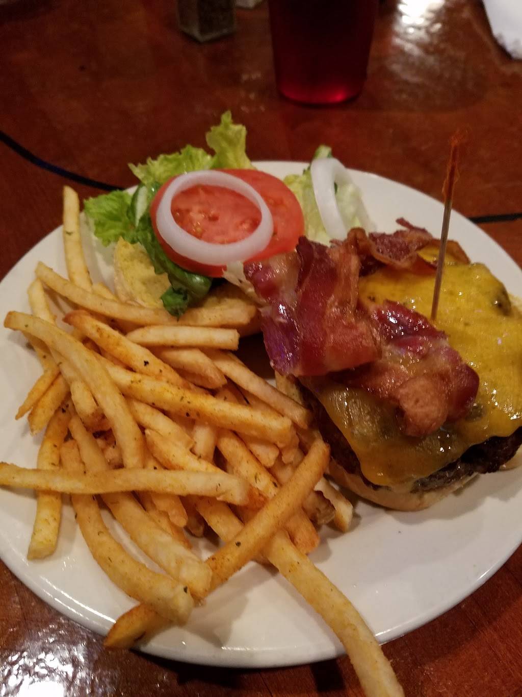 Grand Stand Bar & Grill | restaurant | 11346 Tara Blvd, Hampton, GA 30228, USA | 7702109180 OR +1 770-210-9180