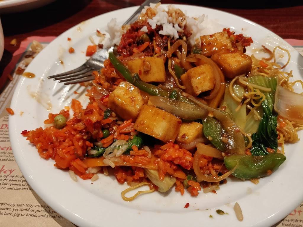 Royal Jade Restaurant | restaurant | 2100 Steeles Ave W, Concord, ON L4K 2V1, Canada | 9056695233 OR +1 905-669-5233