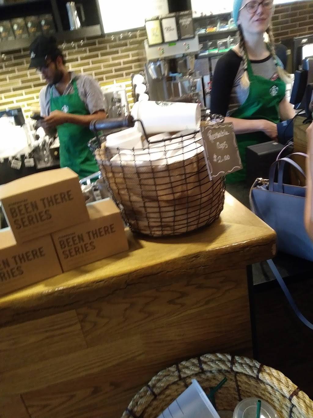 Starbucks | cafe | 128 Pricedale Rd, Belle Vernon, PA 15012, USA | 7249290157 OR +1 724-929-0157