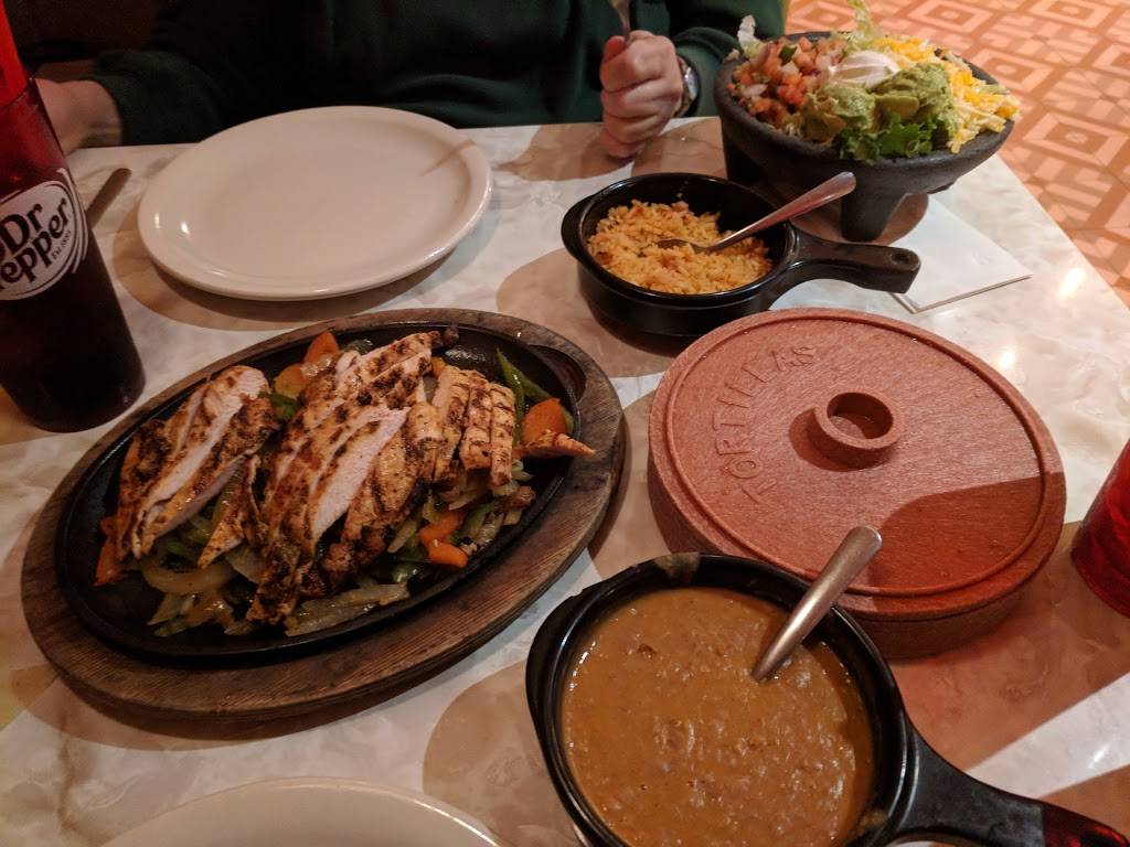 Chuys | restaurant | 14150 Town Center Blvd, Noblesville, IN 46060, USA | 3177737733 OR +1 317-773-7733